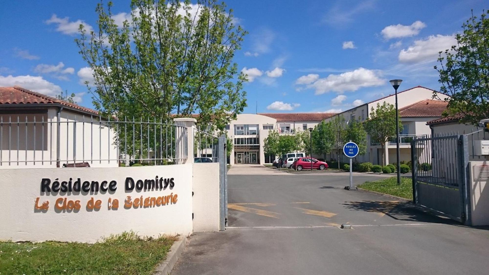 Domitys Le Clos De La Seigneurie Aparthotel Les Gonds Habitación foto